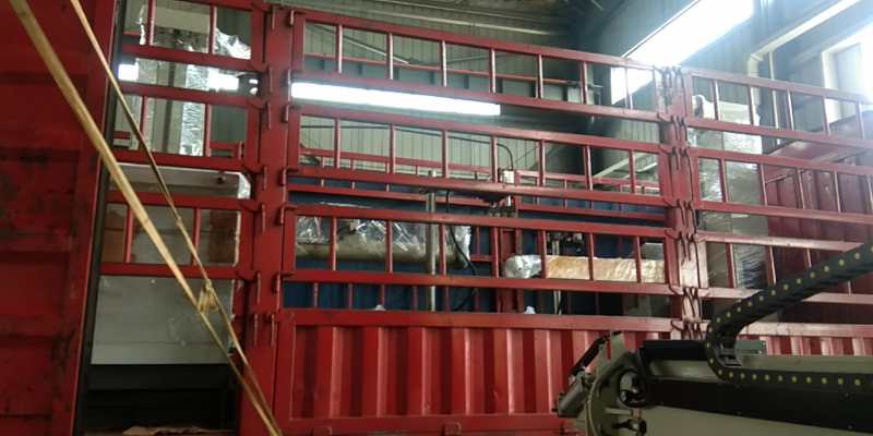 罐體封頭一體拋光機(jī).jpg 罐體封頭一體拋光機(jī).jpg